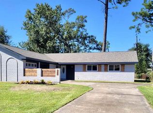 1924 Maple Ave, Orange, TX 77632