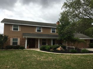 3802 Oak Ridge Dr, Bryan, TX 77802