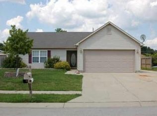 1216 Meadowood Dr, Danville, IN 46122