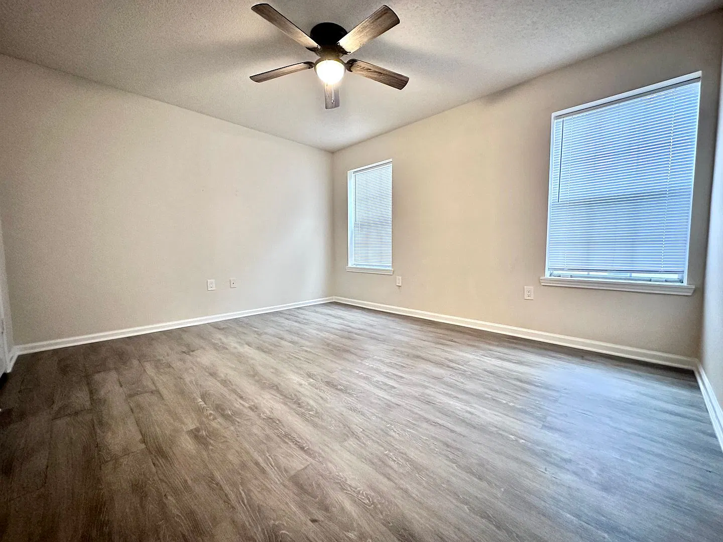 Newly Renovated 1B/1B Condo near Beach in the Heart of Destin! — Photo 4