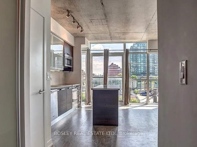 1205 Queen St W #302 — Photo 16