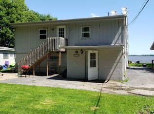 39259 N Jackson Dr APT 3, Spring Grove, IL 60081