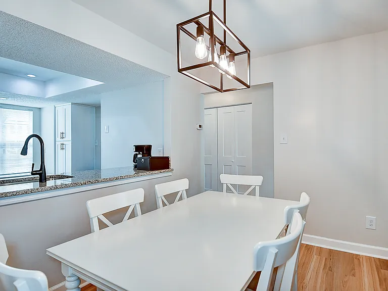 770 Spence Cir — Photo 11