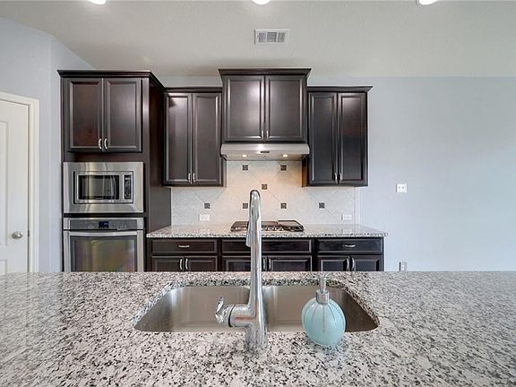 4th image of 8225 Arezzo Dr