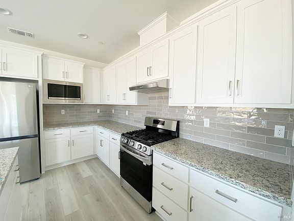 4th image of 2296 Serenity Drive