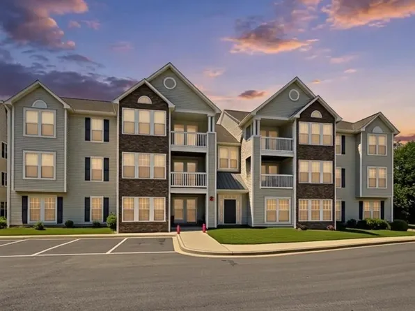 6391 Rutherford Ct APT D, Frederick, MD 21703
