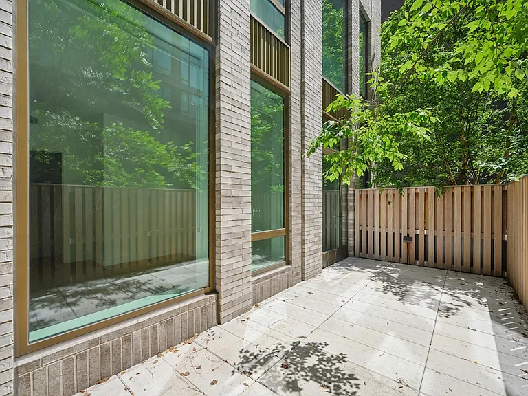 312 W 43rd St #2B — Photo 8