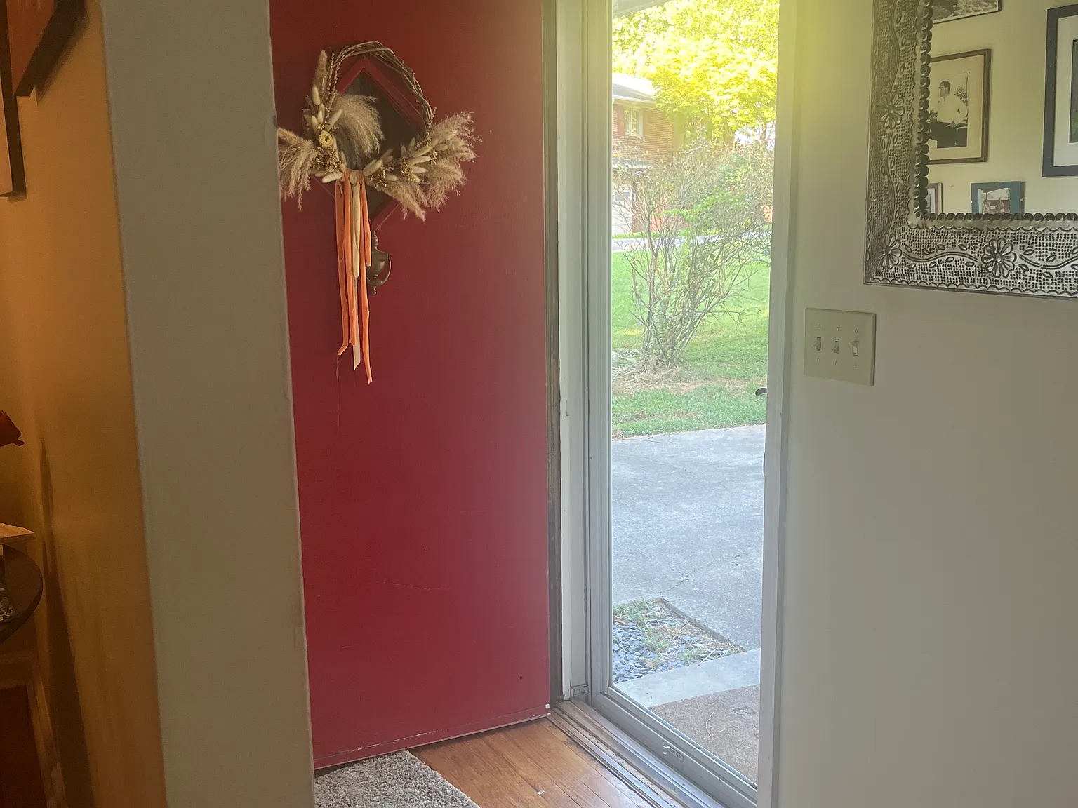 3 bed, 1080 sqft, $1,000 — Photo 3