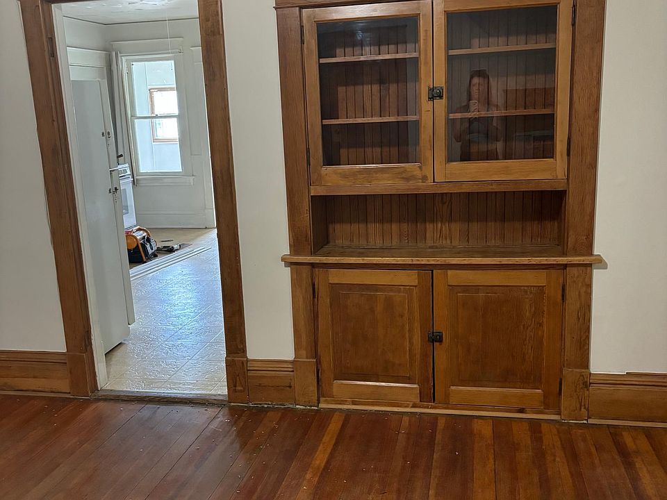 1st image of 455 Charles Ave #2