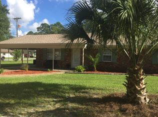 303 E 12th St, Lynn Haven, FL 32444