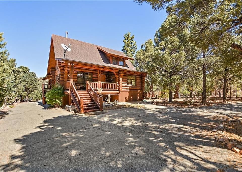 1st image of 46596 Minnow Ave