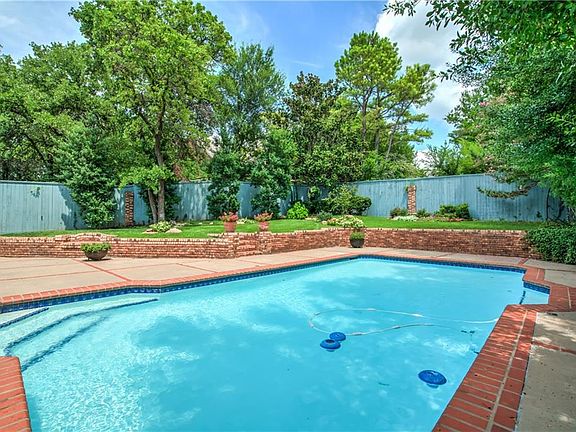 4th image of 13404 Creekside Dr