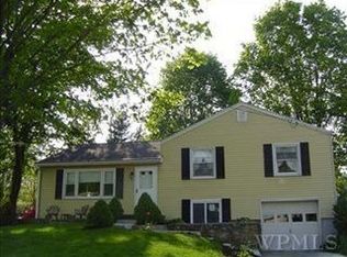 5 Jefferson Rd, Poughkeepsie, NY 12603