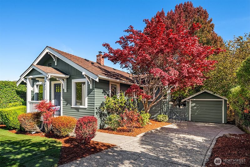 2nd image of 6522 36th Avenue SW