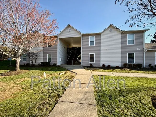 10 Zell Ln APT B, Weaverville, NC 28787