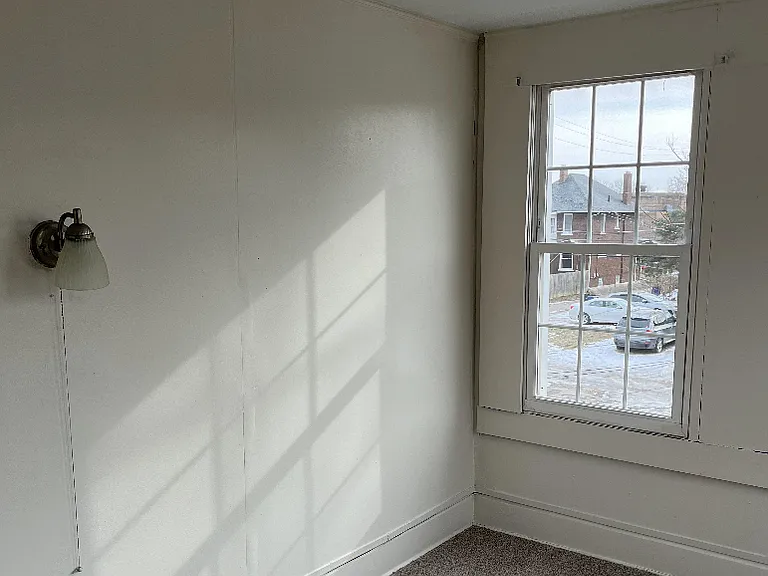 1337 E Long St — Photo 9