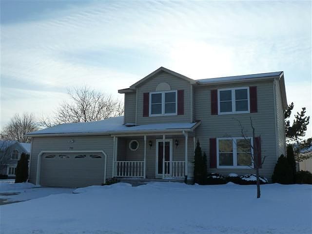 1st image of 795 E Hillcrest Dr