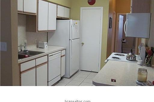 2nd image of 1233 Canyon Creek (pvt) Cir