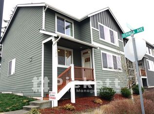 1004 Samara St, Bremerton, WA 98310
