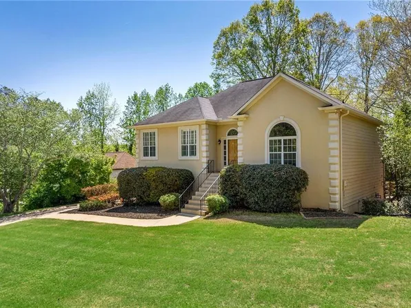 5445 Mountain Trl, Douglasville, GA 30135
