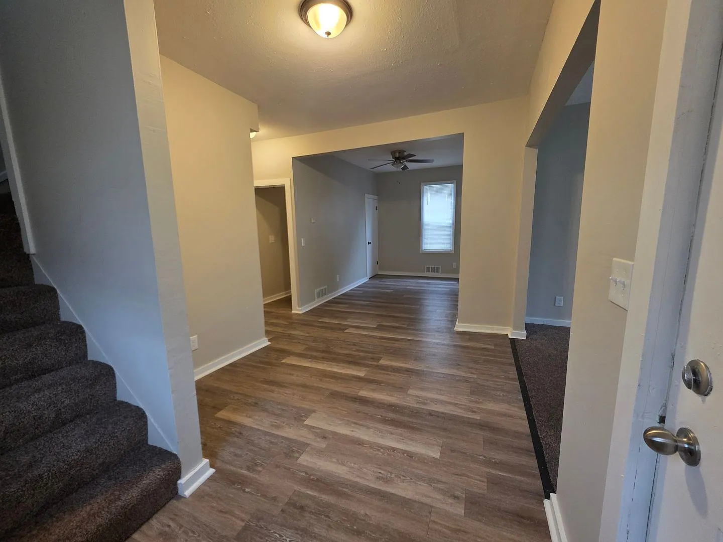 Spacious 5BR Home with Eat-In Kitchen | Upper Loft Area | Partially Fenced in Yard | 2,200 SQF — Photo 4