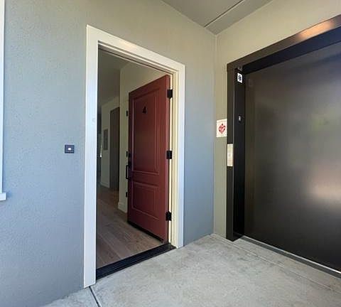 3rd image of 661 San Bruno Ave #4