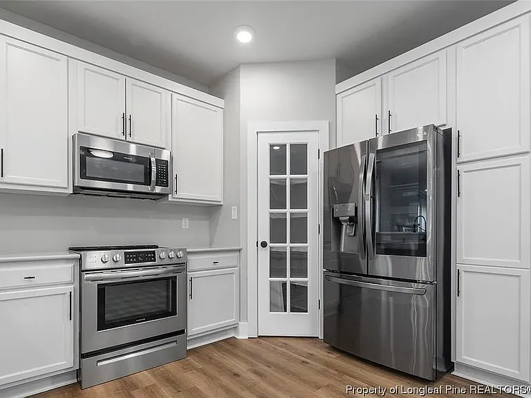 230 Marigold Ln — Photo 13