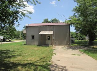 167 W 1st Ave, Welch, OK 74369