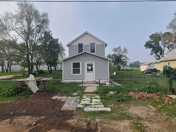 3rd image of 1616 10th Ave