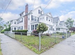 74-76 Sylvan St, Springfield, MA 01108