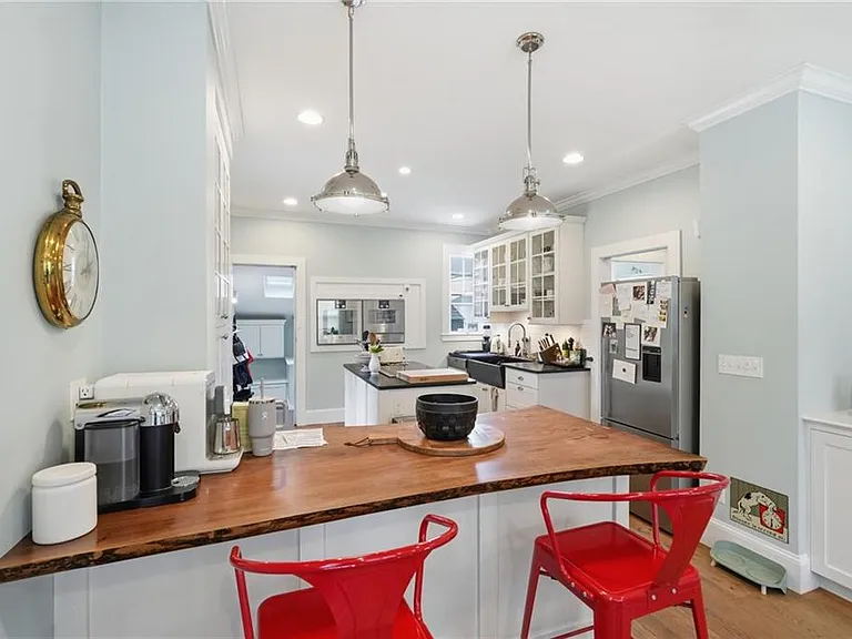 52 Berkeley Ave — Photo 11