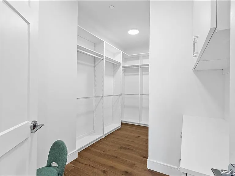 2425 Peachtree Rd NE #503 — Photo 20