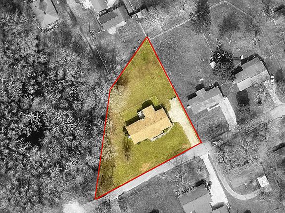4th image of 15209 Clodessa Dr