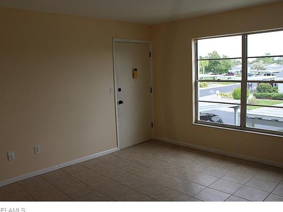 3rd image of 6890 Sandtrap Dr APT 3
