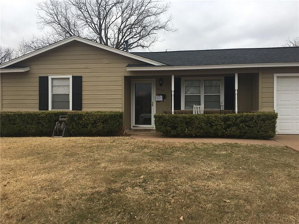 1st image of 2102 Yorktown Dr