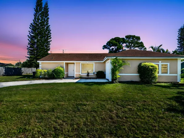 175 SE Floresta Drive, Port St Lucie, FL 34983