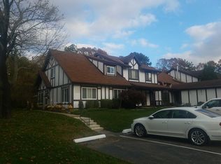 38 Briar Hill Ct, Middle Island, NY 11953