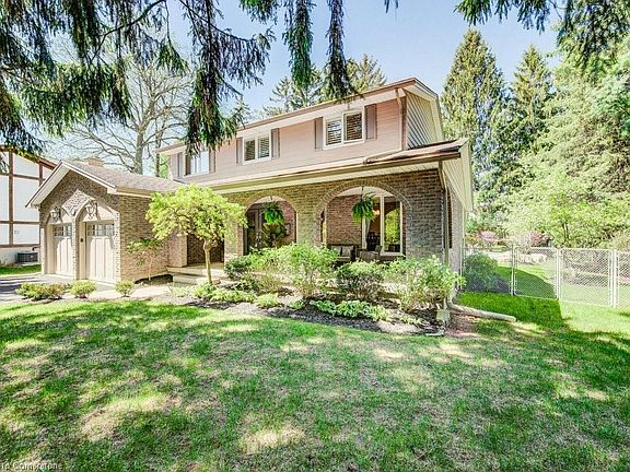 5th image of 346 McCarron Pl