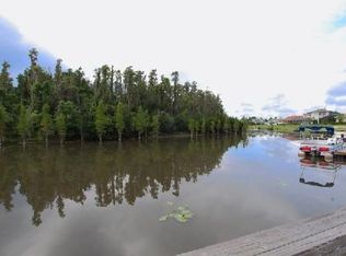 10507 Martinique Isle Dr, Tampa, FL 33647