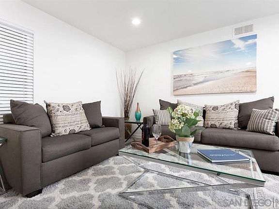 3rd image of 517 Calle Montecito Unit 85