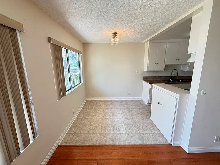 5433 Barton Ave #7 — Photo 7