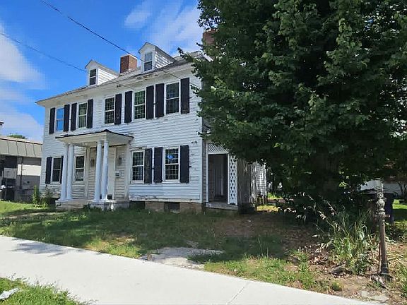 2nd image of 143 W Broad St