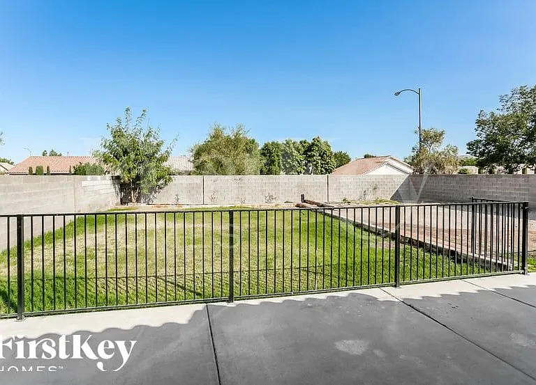 1118 Sport Of Kings Ave — Photo 15
