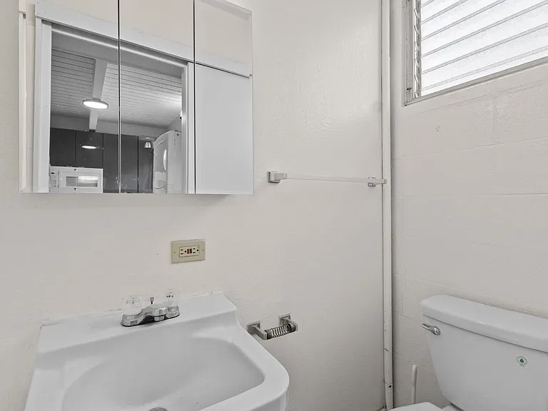 4210-3 Keanu St #205 — Photo 21