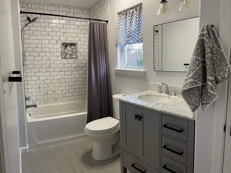 4725 Martinique Ct — Photo 27
