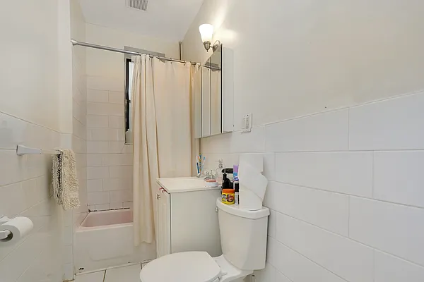 Sold by Ben Bay Realty Co. of Bay Ridge | media 8