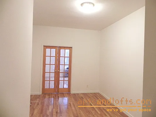 Rented by aptsandlofts.com | media 46