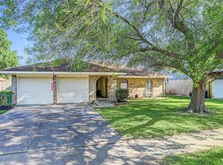 3111 Woodstone Dr, Baytown, TX 77521