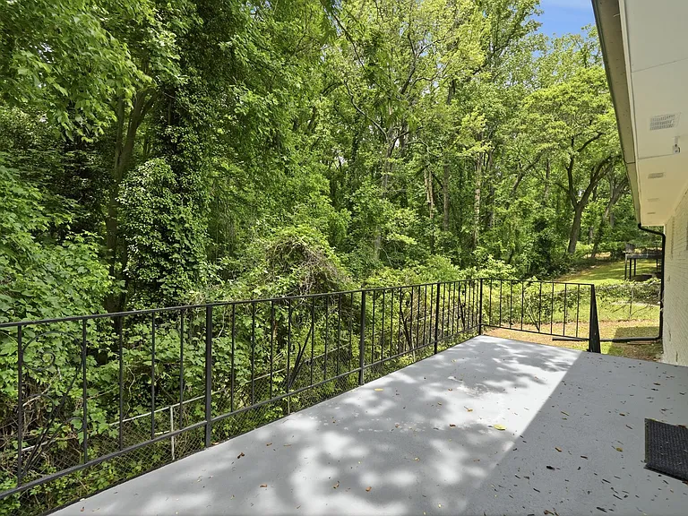 2139 W Cedar Ln SW — Photo 20