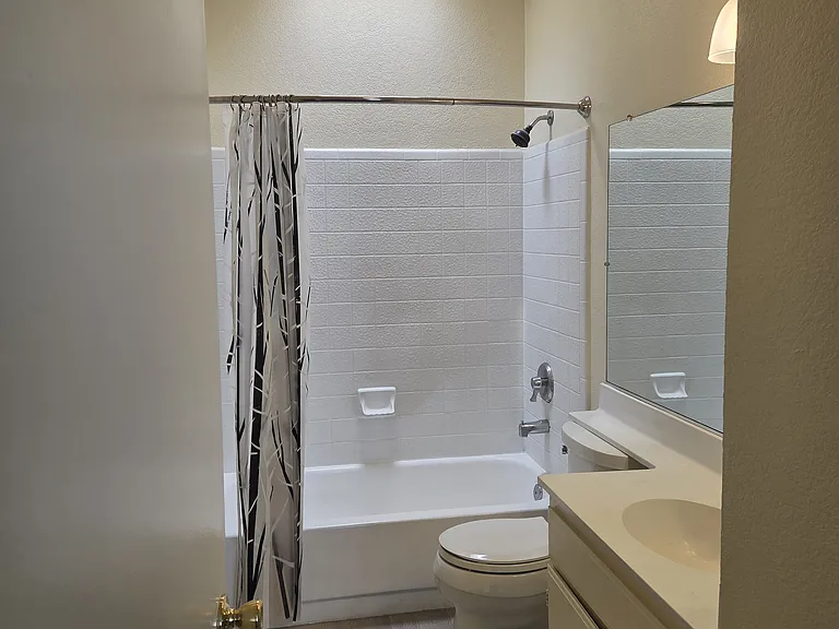 3745 Bagley Ave #203 — Photo 14